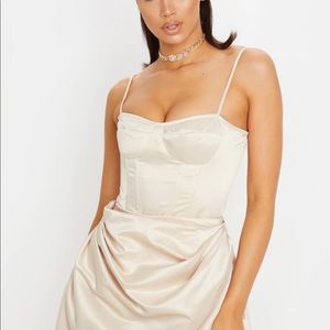 Pretty Little Thing Satin Woven Cup Detail Strappy Corset Set